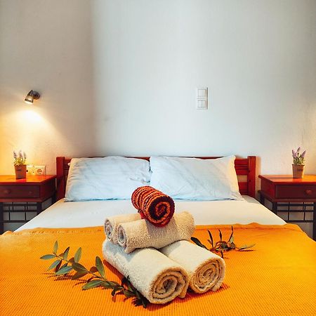 Rena'S Rooms Μελίντα Melinta Habitación foto