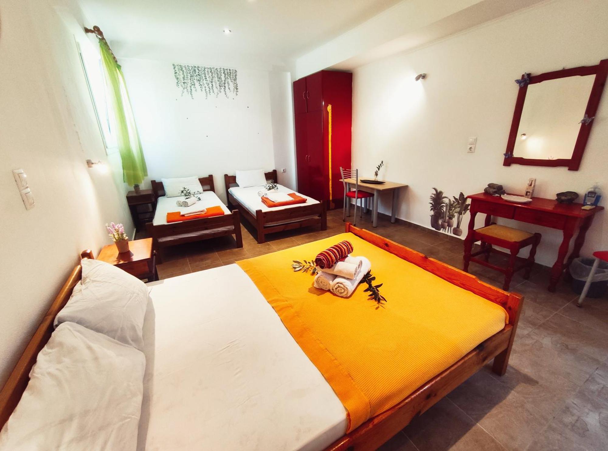 Rena'S Rooms Μελίντα Melinta Habitación foto