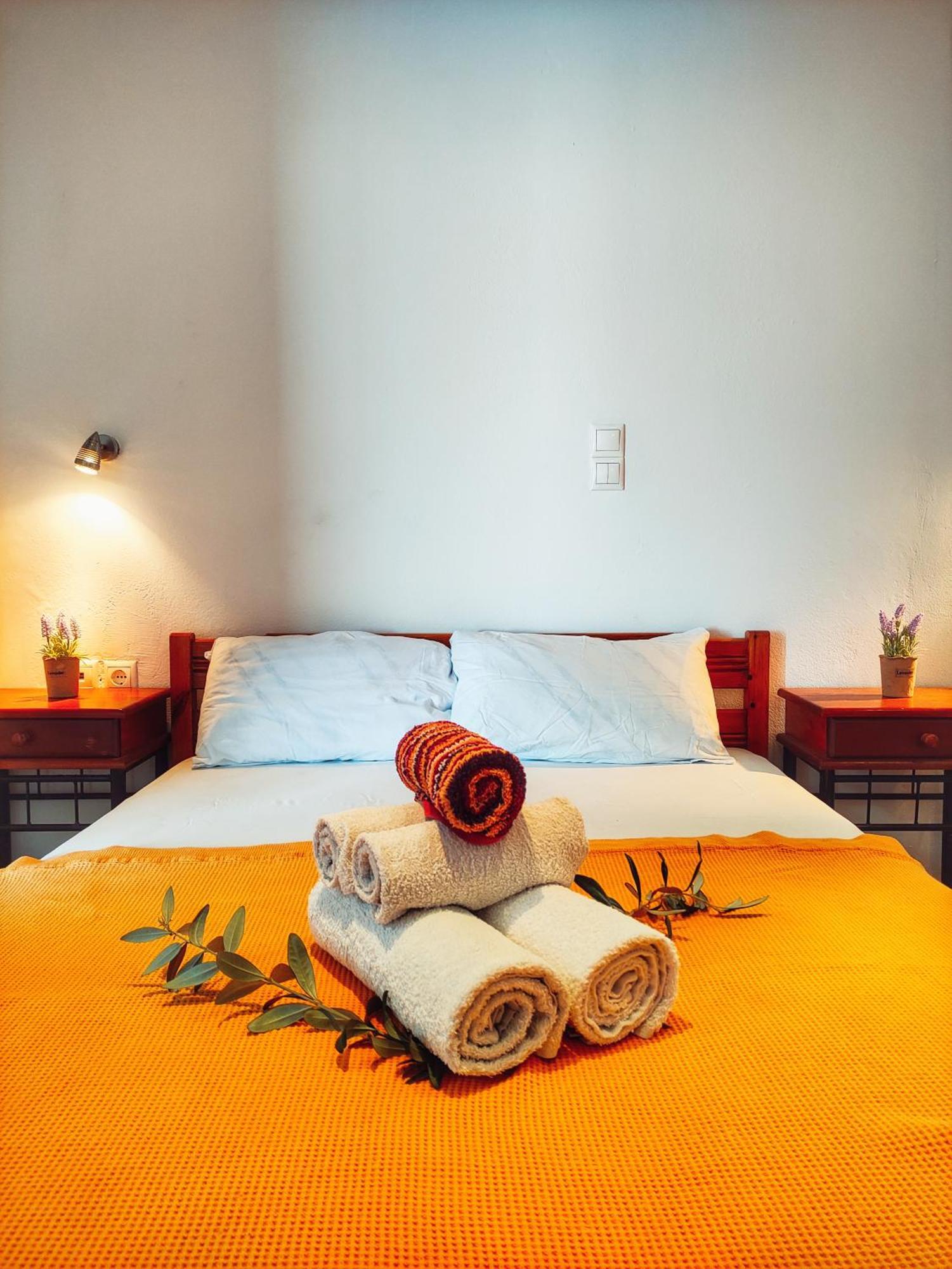 Rena'S Rooms Μελίντα Melinta Habitación foto