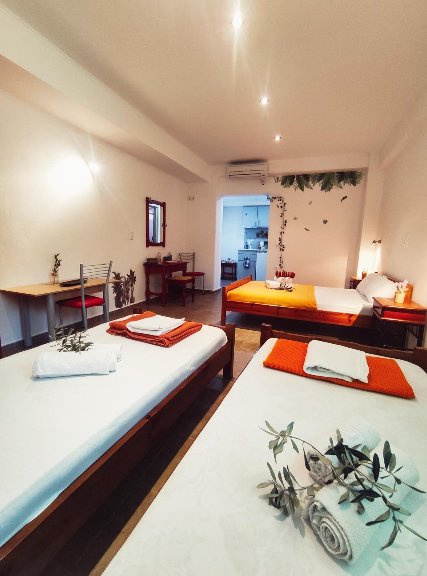 Rena'S Rooms Μελίντα Melinta Habitación foto